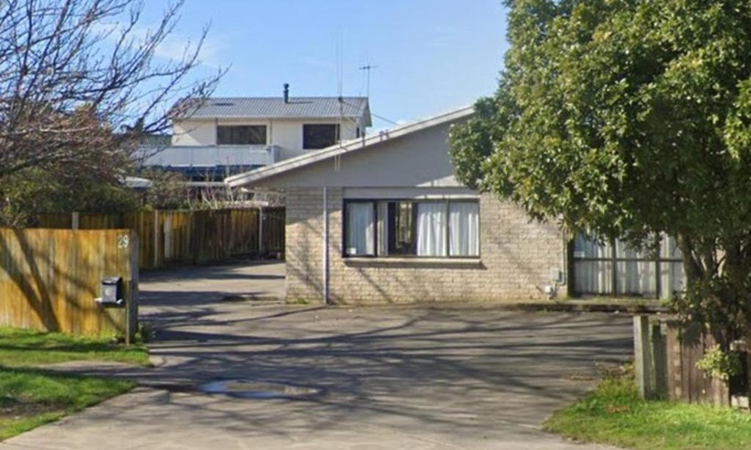 Papamoa Beach Maison | Papamoa Backpack House