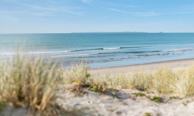 Papamoa Beach Maison | Papamoa Waves - Seaside Getaway