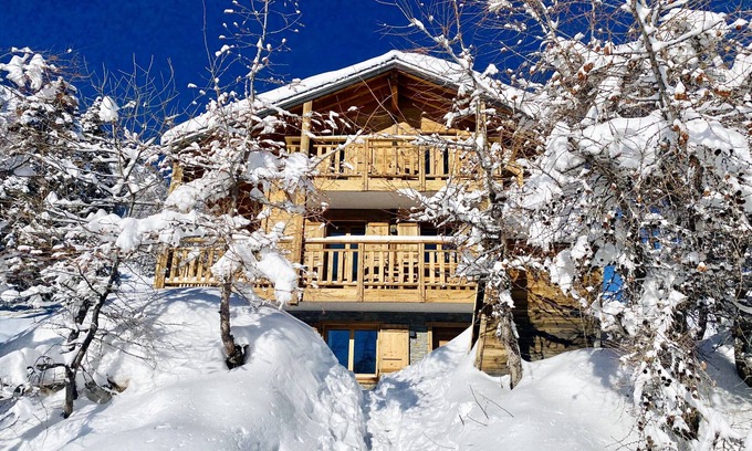 Vex Chalet De Ski | Paradis Perdu SKI IN & QUIET chalet 14 personnes