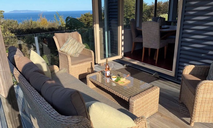 Tuateawa Maison | Paradise on the Hill ~ Tuateawa ~ Northeast of Coromandel Town