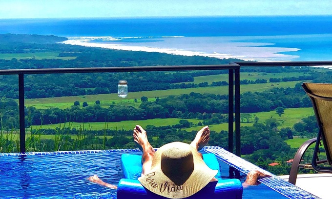 Jaco Maison | Retraite en montagne, Jaco Costa Rica. Seulment les adultes