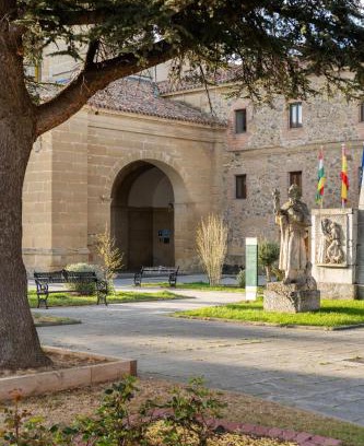 Santo Domingo de la Calzada Hôtel | Parador de Sto. Domingo Bernardo de Fresneda