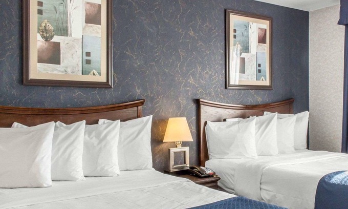 Queens Hôtel | Paramount Inn