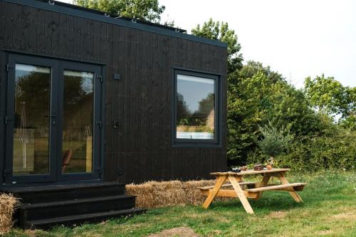 Bretoncelles Chalet De Ski | Parcel Tiny House Mainteloup dans le perche Normand