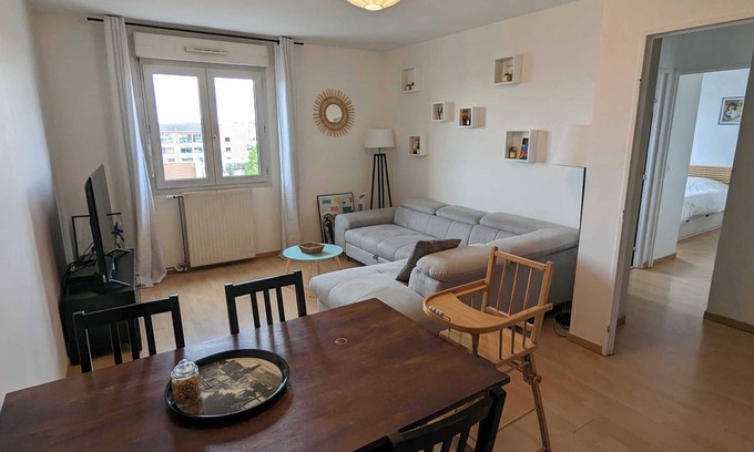 Le Pre-Saint-Gervais Appartement | Porte de Paris Cozy 2P 50m² tout équipé village