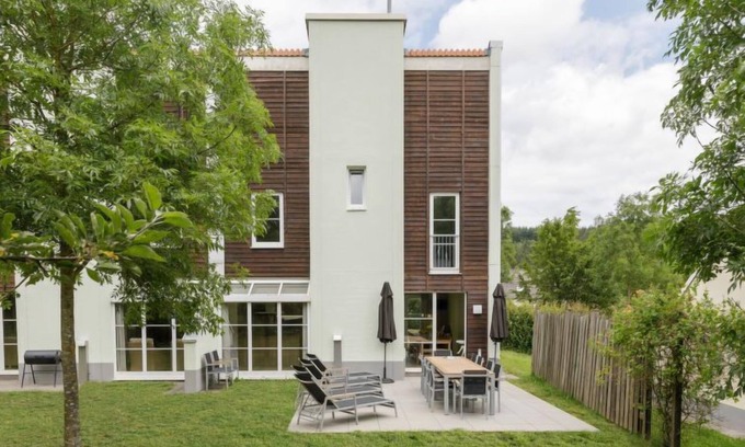 Ortsmitte Maison | Park Hochsauerland by Interhome