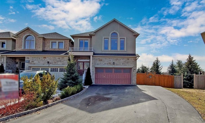 Oakville Maison | Park view in Oakville