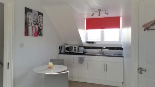 Lydiard Millicent Appartement | Park View Studio - Lydiard Millicent Swindon Wiltshire
