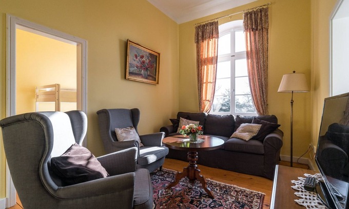 Putnitz Appartement | Vue sur Parc - Château Pütnitz - Canoë spéciale de 4 U (05 Sept-18 Juin)