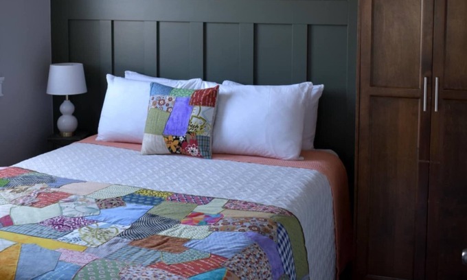 Triton Hôtel | Parkers Blue Water Inn