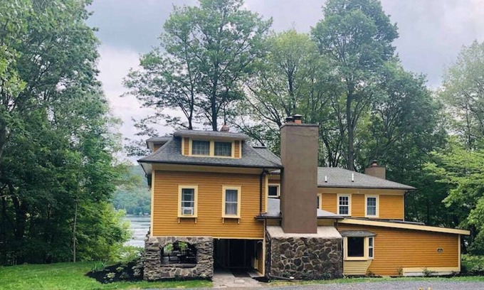 Branchport Maison | ParkPlaceKeuka FingerLakes: Fab Lake Views,HikingTrails w/TeaHouse on Waterfall!