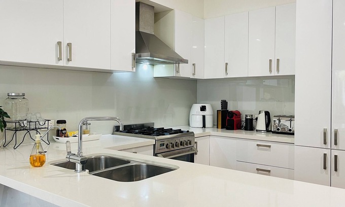 Kensington Maison | Parkview On Kensington