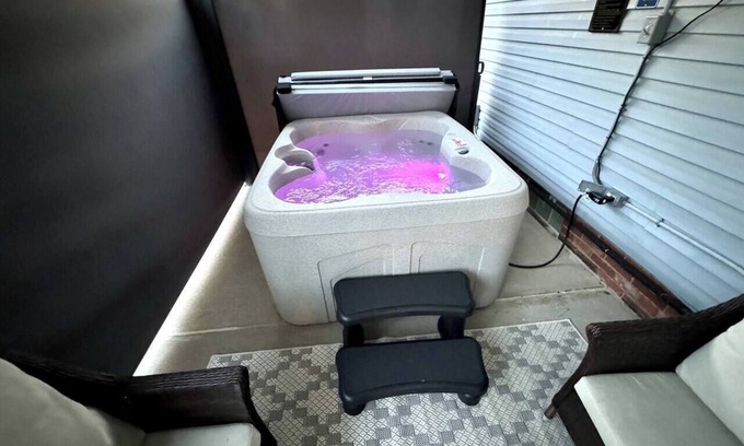 Parma Maison | Parma Ranch with Hot Tub & Game/Media Room
