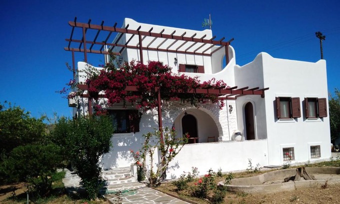 Piso Livadi Maison | Paros Nature House