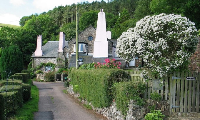 Culbone Cottage | Parsonage Farm Stables, avec une vue imprenable jusqu'à la mer