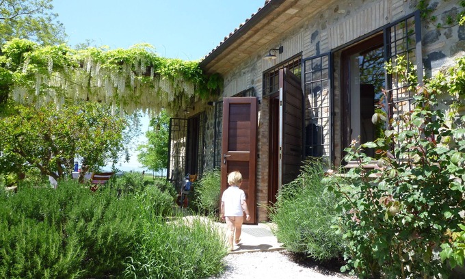 Castel Giorgio Appartement | Partie d'un domaine ombrien, rénovée avec goût près d'Orvieto et Bolsena