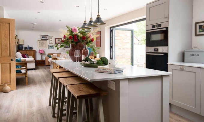 Newby Wiske Maison | PARTRIDGE LODGE - A fabulous holiday home, sleeps 10, close to the Moors & Dales