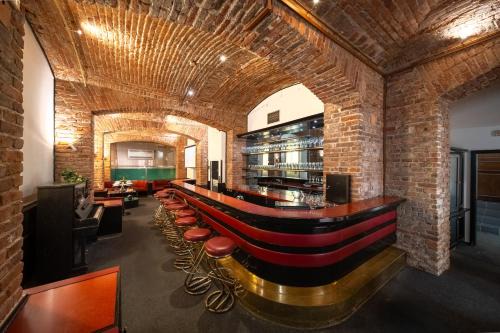 Smichov Appartement | Party ClubHouse with Bar, Panoramic Pool & Sauna