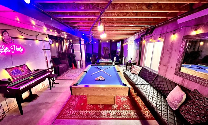 Curtis Park Maison | Private Party Palace avec théâtre et salle de jeux (service de limousine inclus!)