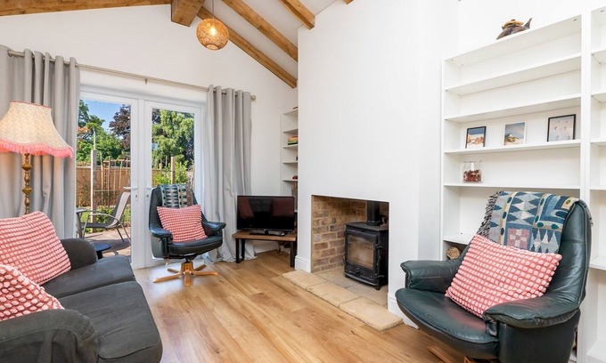 Combe Down Maison | Pass the Keys | Spacious family home with parking