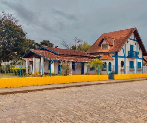 Passa Quatro Maison | Passa Quatro- CASA INTEIRA RUSTICA para até 9 pessoas