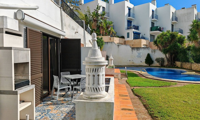 Patio Appartement | Páteo Apartment - Pool, BBQ and Garden View