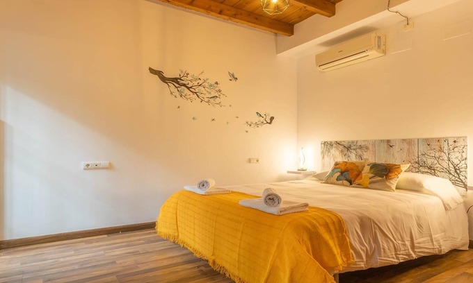 Doctor Barraquer-Grupo Renfe-Policlinico Appartement | APPARTEMENT PATIO ANDALOUS À SÉVILLE ⭐⭐⭐⭐