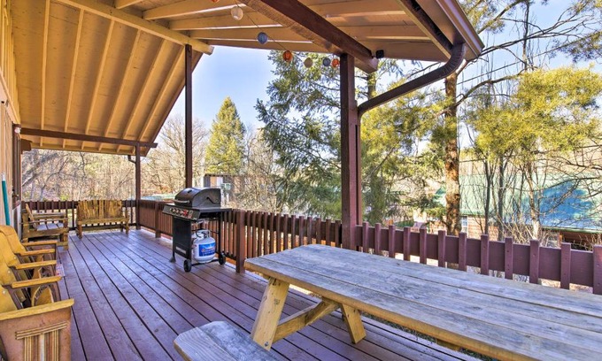 Christopher Creek Maison | Patio, Grill and Mogollon Rim Views Payson Cabin