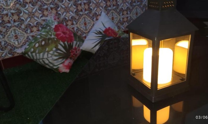 Valdeolleros Appartement | Patio privado, parking gratis y a un paso del vial
