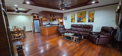 Patong Appartement | PATONG TOWER 2 BATHROOMS APARTMENTs 155 SQUARE METER 2026 Pta