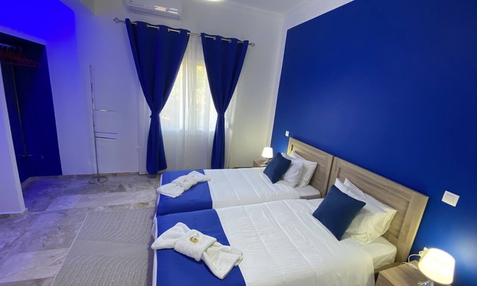 Paralia Appartement | Patras Blue Suite - ground floor apartment with all the necessary amenities.