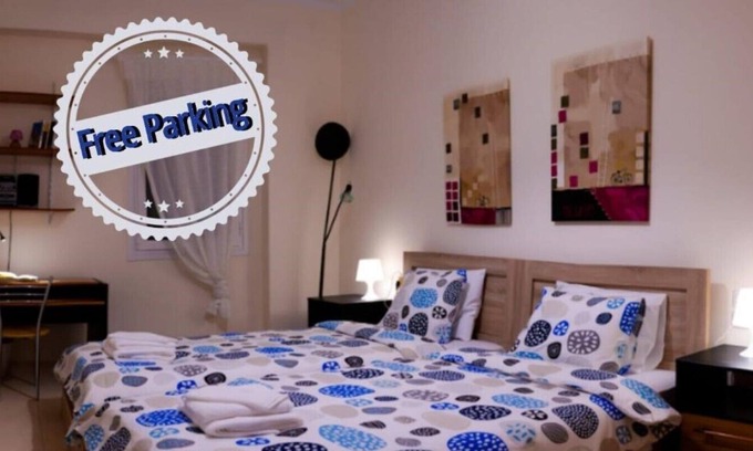 Paralia Appartement | Patras Palm Tree, ground detached house with all the household amenities.