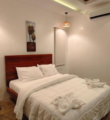 Catangnan Station Balnéaire | Patrick's on the Beach Resort