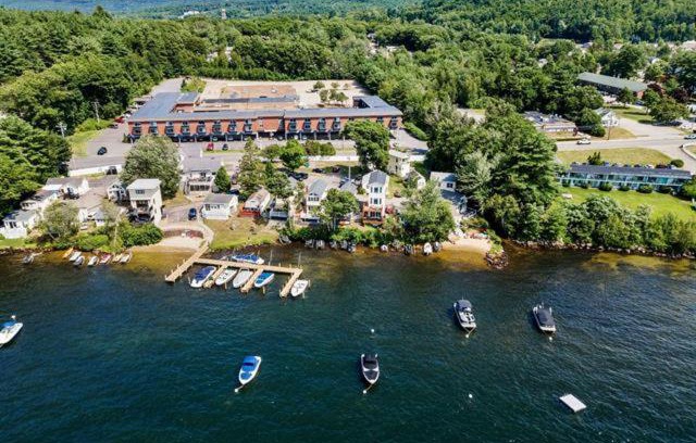 Gilford Appartement | Paugus Bay Condo Close to it All