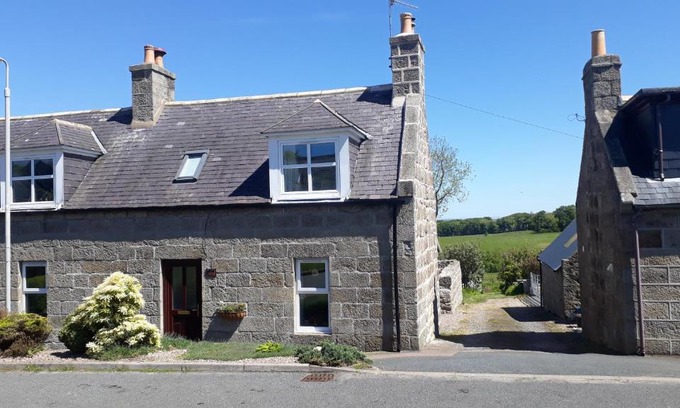 New Pitsligo Maison | Paula's Cottage