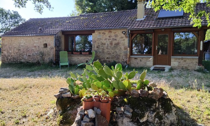 Gintrac Maison | PAULAGITE de 2 à 4 pers, vue sur la Dordogne, proche de Padirac et Rocamadour