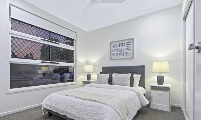 Pallara Maison | Pave House x Excellent location