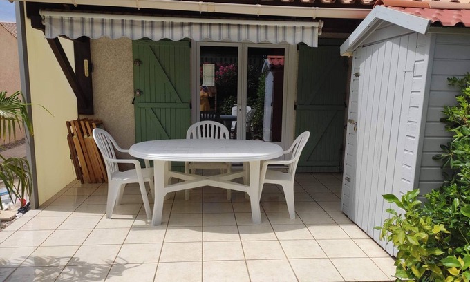 Gruissan Cabine | Pavillon 6 couchages bord de mer avec piscine