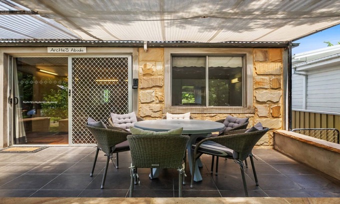 Patonga Maison | 50mtrs to Boathouse and wharf/ pet friendly