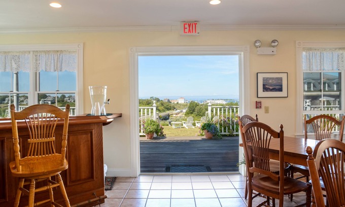 Block Island Lit Et Petit-Déjeuner | Payne's Harbor View Inn