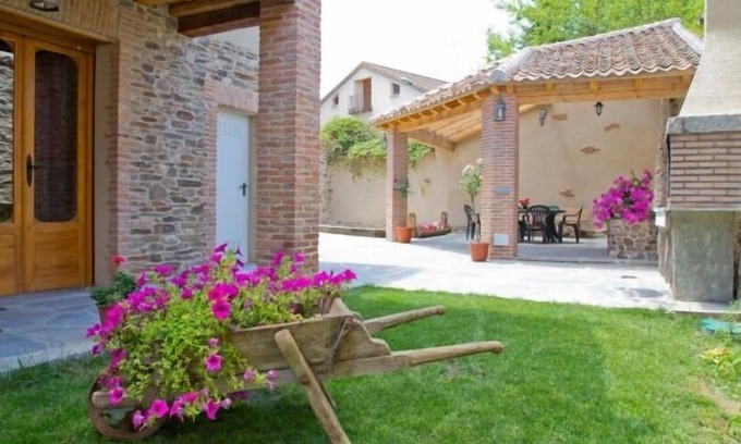 Miguelanez Cottage | Peñamora Rural Cottage pour 10 personnes