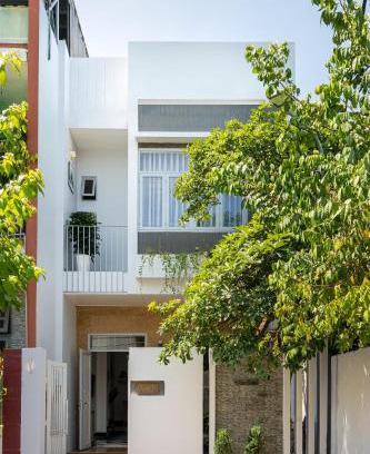Ngu Hanh Son Maison | Peace by the sea I Tourist area I Garden Homestay