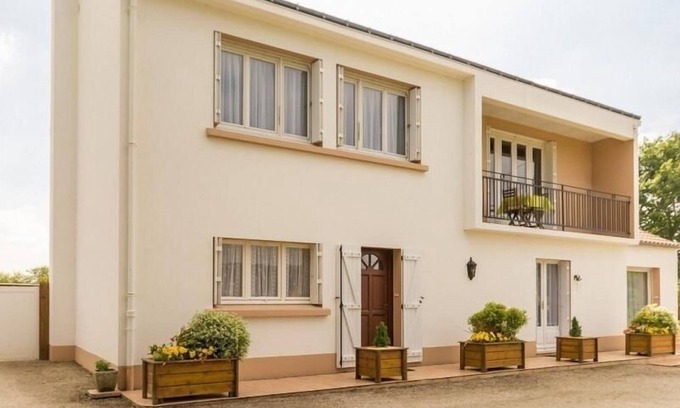Saint-Hilaire-de-Chaleons Cottage | Gîte calme entre Pornic et Nantes avec jardin, terrasse, jeux, WiFi, et équipements pour enfants