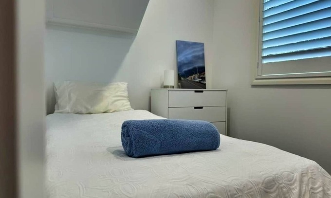 Tanilba Bay Maison | Peace in Paradise - Near Nelson Bay - Spa, views!