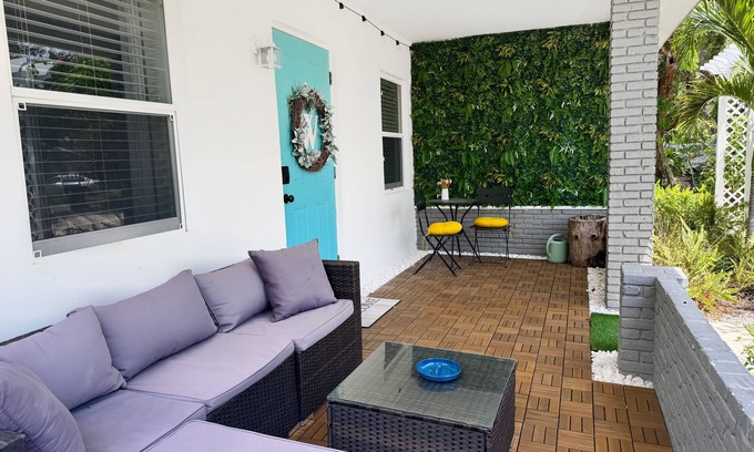 Edgewood Copropriété | Peaceful 1BD king Bed private condo