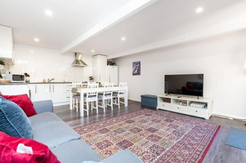 Garran Maison | Peaceful 1BR Home near Canberra Hospital - Hosted by CanStay