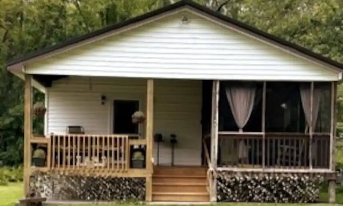 Jordan Cabine | Peaceful 2 Bedroom Cabin- Foery Path
