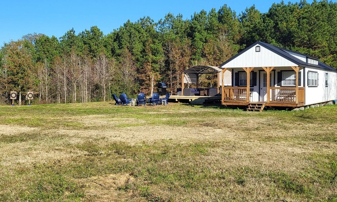 Broaddus Maison | Peaceful and Private Cabin with fun activities for family & friends on 25 Acres