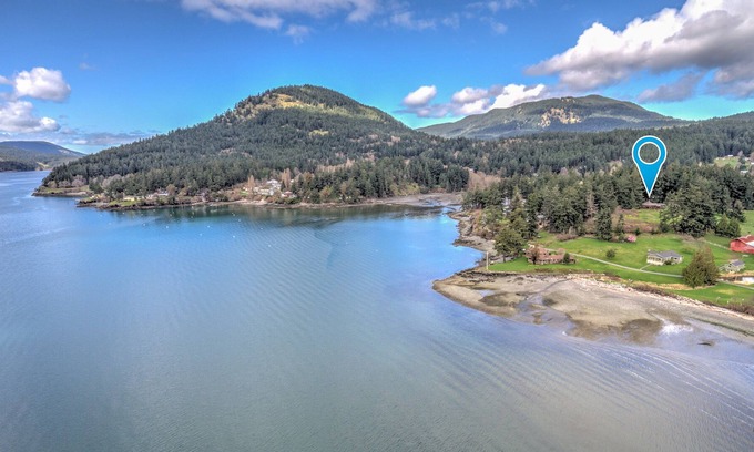 Olga Maison | Peaceful Cottage w/ Beach Access Orcas Island(CHC)