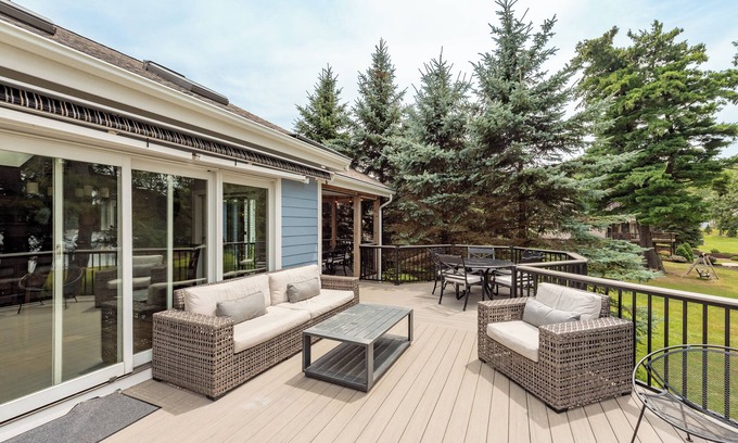 Waterfront Greens Maison | Peaceful Cove Stay w/ Foosball & Hot Tub